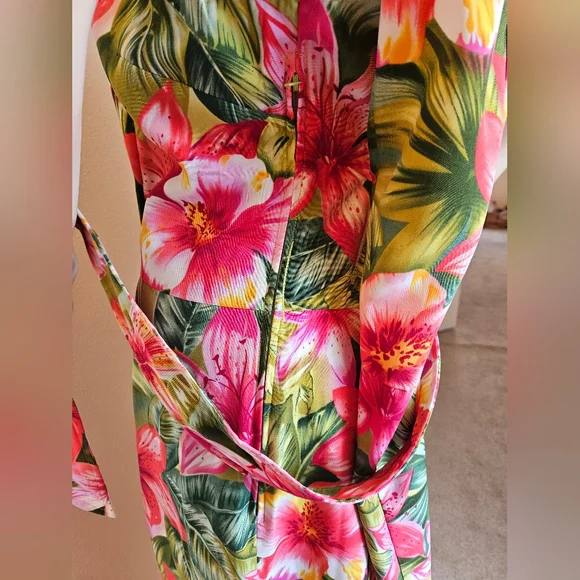 NWT SAG HARBOR Hawaiian Print Wrap Dress with Slit and Collar 16 L - Picture 4 of 7